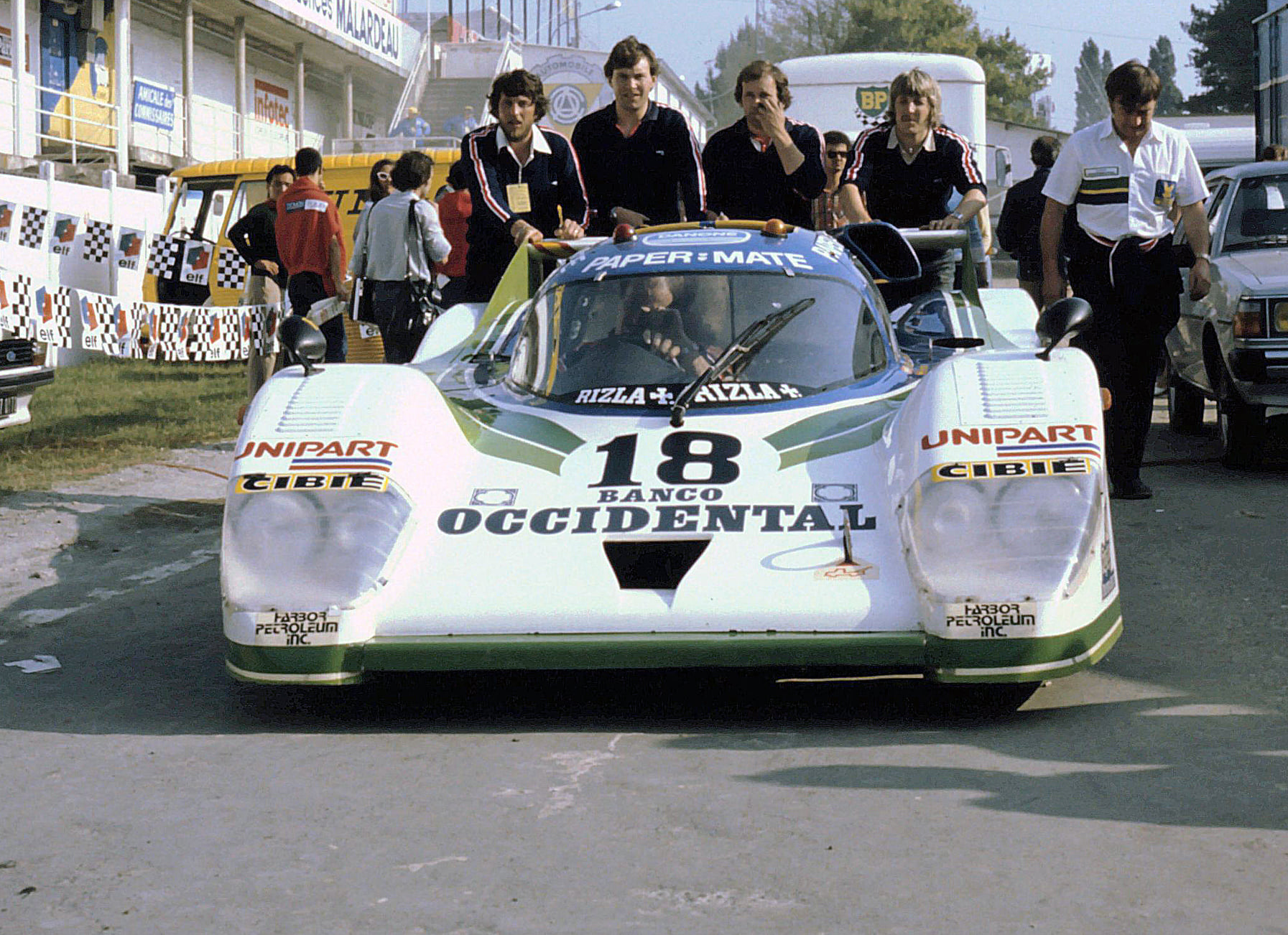 Lola T600