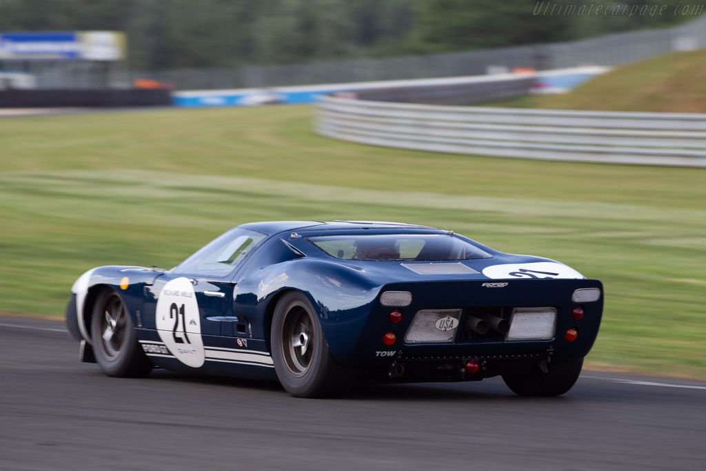 Ford GT40 chassis P1004