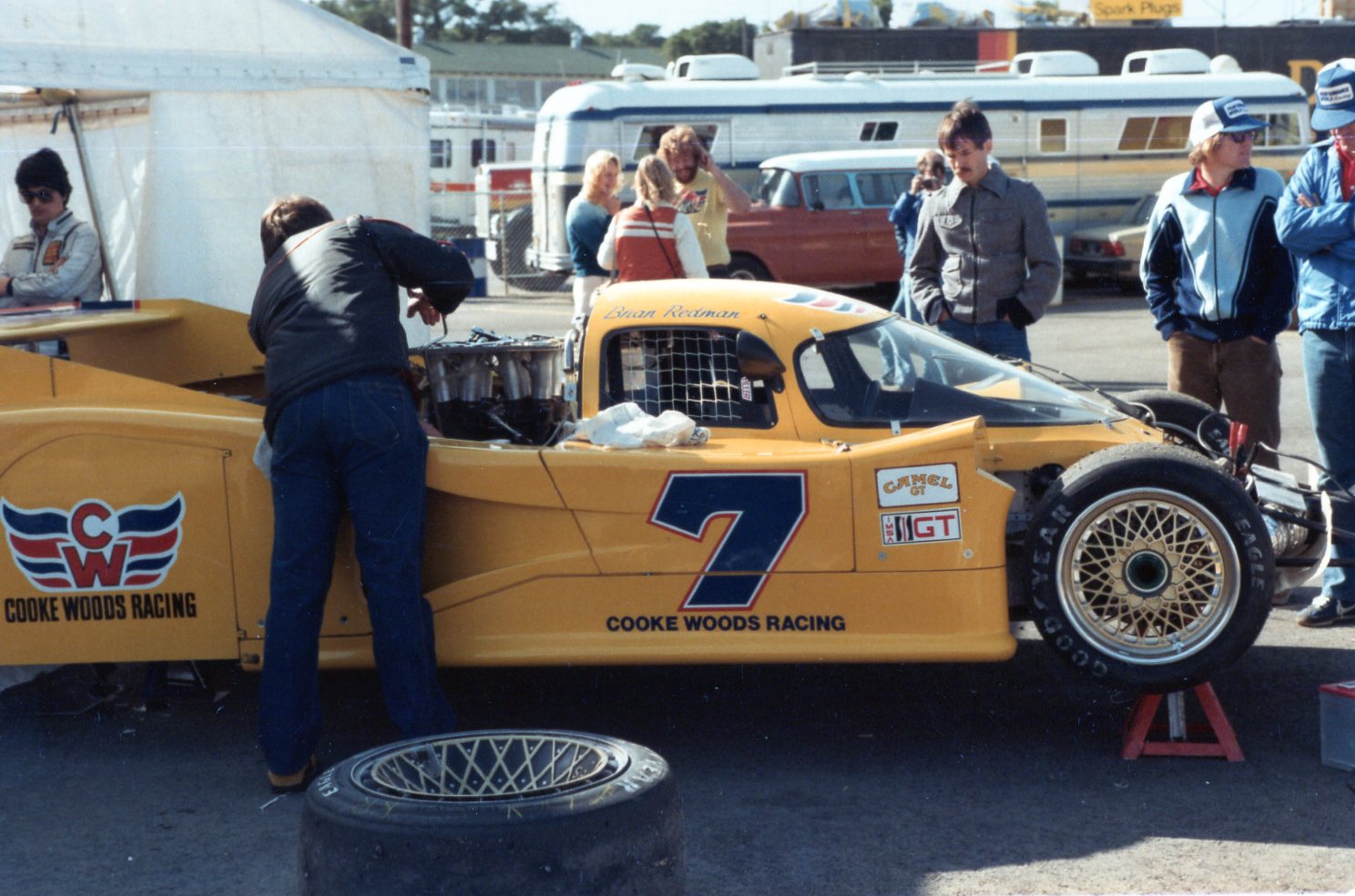 Lola T600